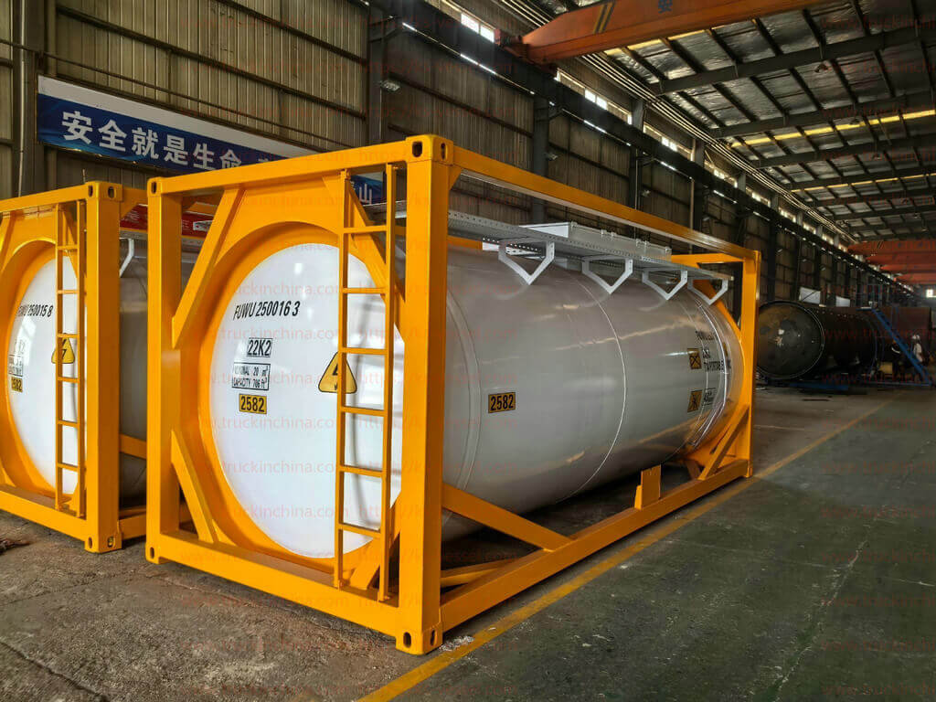 20ft 22k2 T14 UN 2582 Ferric chloride solution ISO Tank PE Lined Container (4)