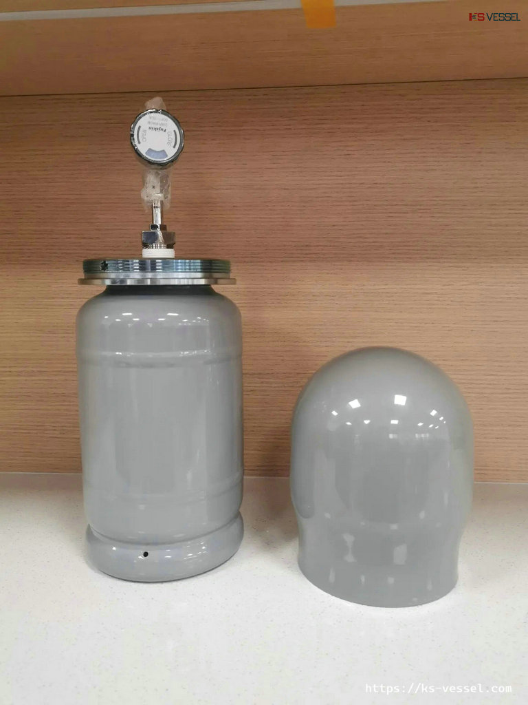 Ultrapure Dichlorosilane (DCS) | Cl2H2Si KSC5L Cylinders for High Purity Electronic Specialty Gases 