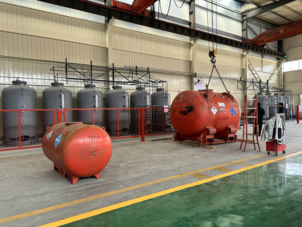 Professionally Manufacture Maintenance, Inspection T21 Un Protable Metal Alkyls Catalyst Tanks Distributed Globally