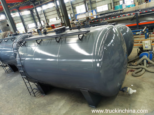 Customized Lining Tanks Horizontal Storage Tank Reagent Sulfuric Acid Tank (Lined PE Tank 1-150CBM)
