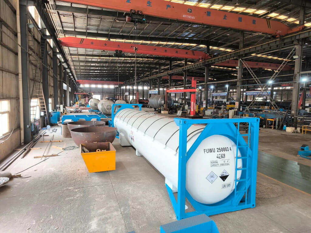 40ft ISO T50 Tank Container for UN 1005 Anhydrous Ammonia Hazardous Materials (2)