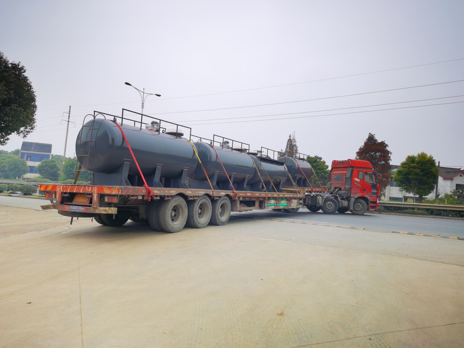 Customized Hydrochloric Acid Storage Tank 3000L Lined for Vietnam (Steel-lined Plastic PE Tank 3m3 Transportable Tanks)