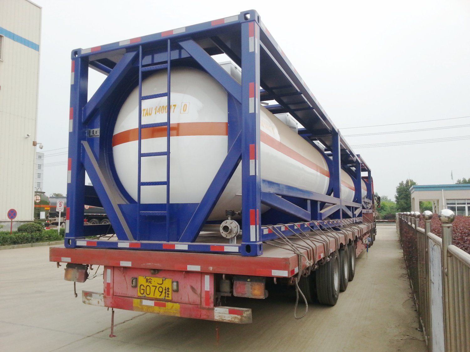  20ft Stainless Steel ISO Tank Container For Edible Oil Liquid Food Alcohol Chili Sauce Transport