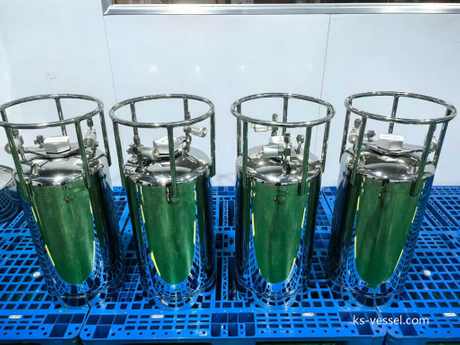 portable tanks High-Purity Stainless Steel UN Specialty Gas Cylinders (4) (1).jpg