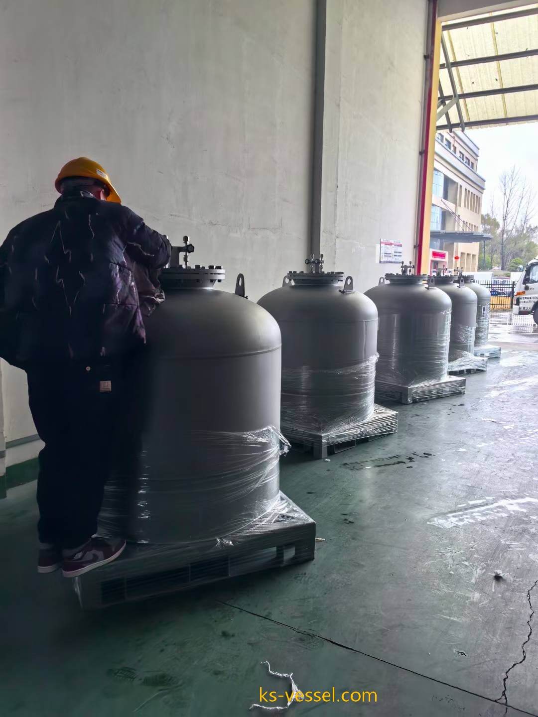 Trifluorosilane (HF3Si) Storage Tank 900L ADR RID IMDG UN1859 SiHF3 (2)