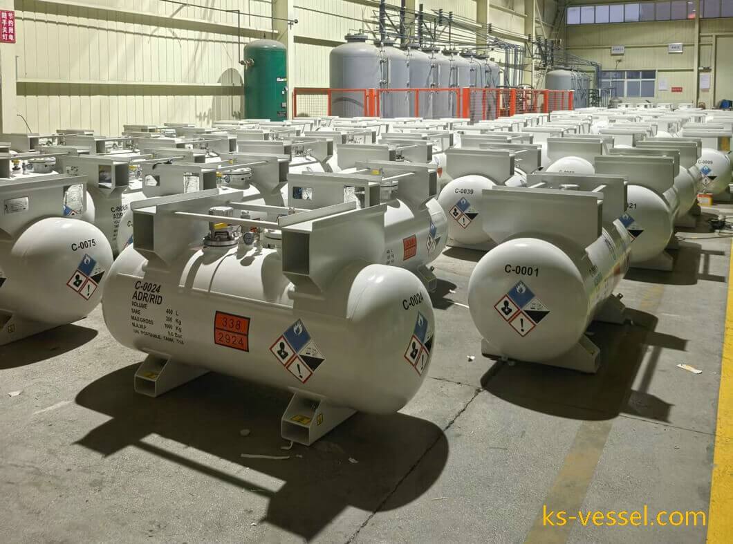 Keystone Vessel 460L T11 UN Portable Tank J-Cylinders for UN 2924, FLAMMABLE LIQUID, CORROSIVE (2)