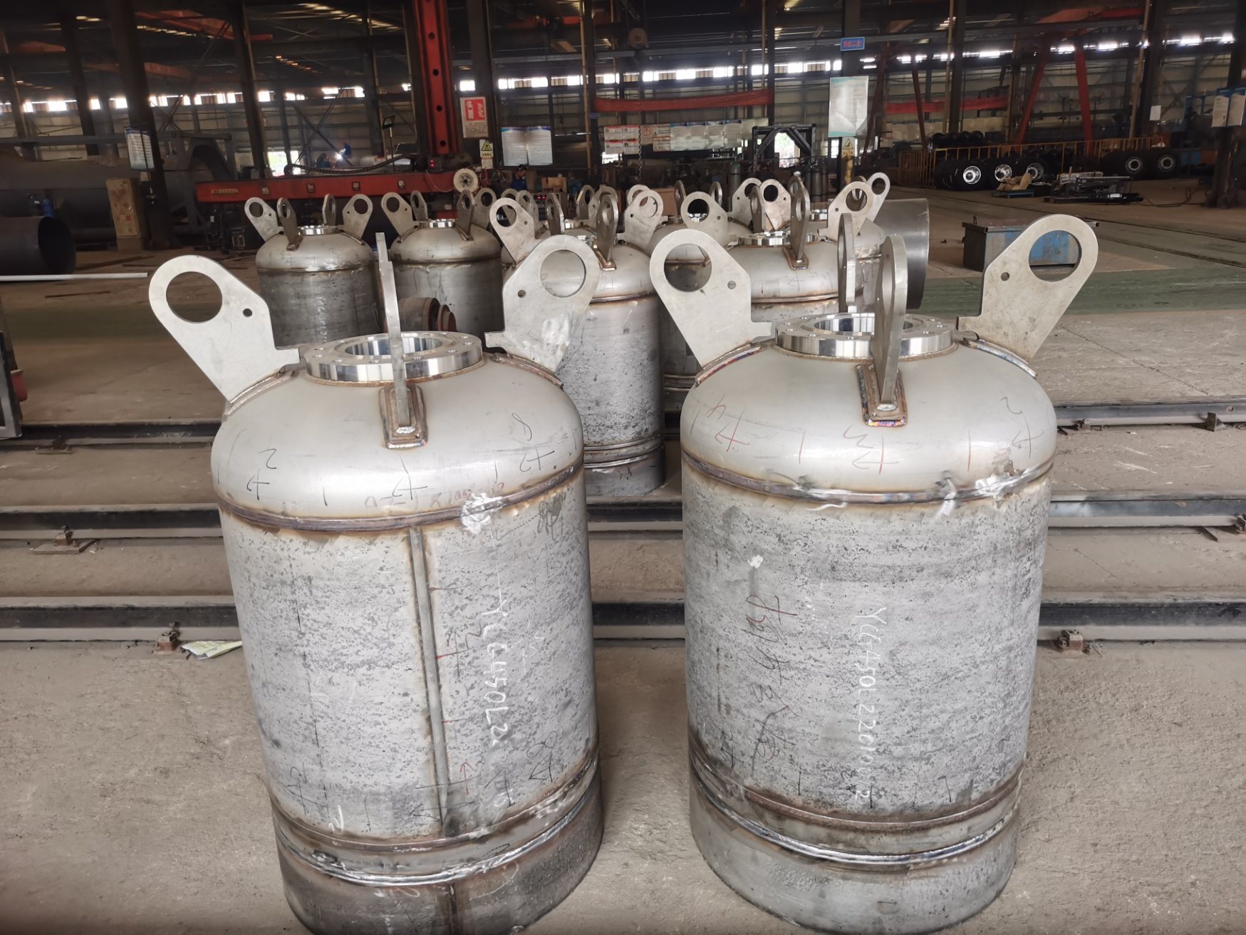 T22 T21 T20 Stainless Steel High Pressure High Purity Ultrapure Industrial Gas Cylinder 8L, 19L, 40L, 80L, 106L, 110L, 450L 516L 